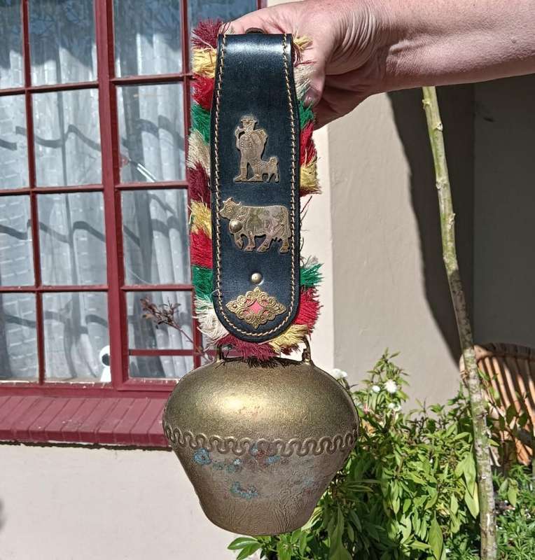 Awesome Large Swiss Brass Cow Bell - Bell Width 14cm - Nice Sound with Clapper In Tact
