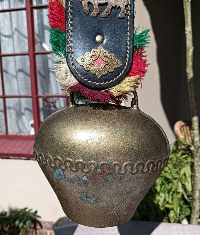 Awesome Large Swiss Brass Cow Bell - Bell Width 14cm - Nice Sound with Clapper In Tact
