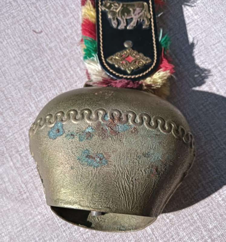 Awesome Large Swiss Brass Cow Bell - Bell Width 14cm - Nice Sound with Clapper In Tact