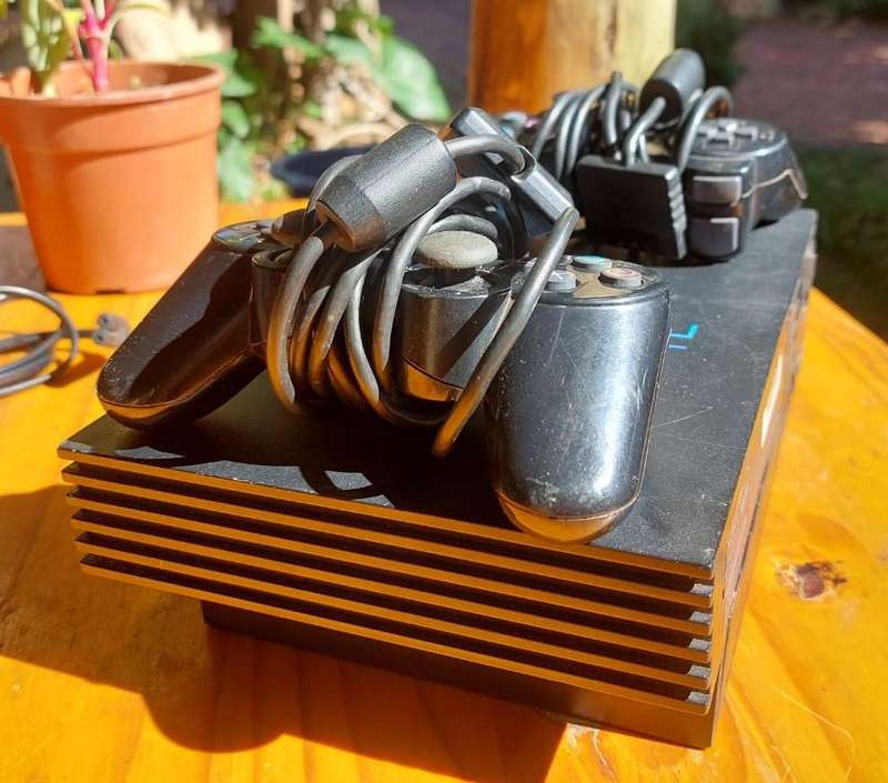 Sony Playstation 2 Fat Console Model 30002 Working with 2 Controllers and Fifa 10 Game