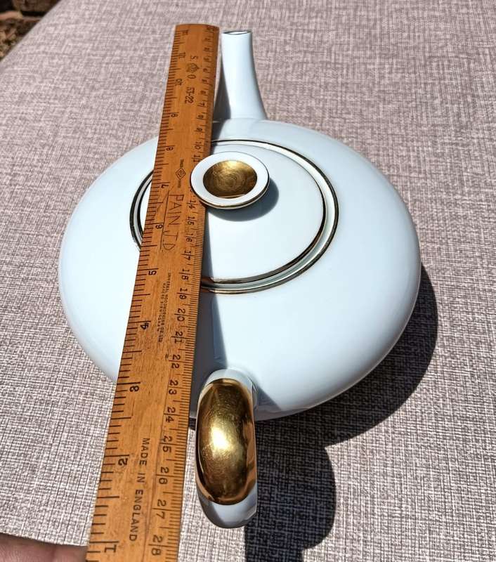 Thomas Germany 1960s Famous Medaillon Pattern Lidded White Tang Po Shaped Teapot with Gold Trimmings