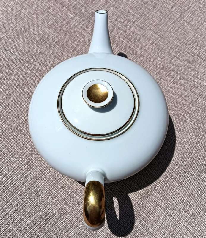 Thomas Germany 1960s Famous Medaillon Pattern Lidded White Tang Po Shaped Teapot with Gold Trimmings