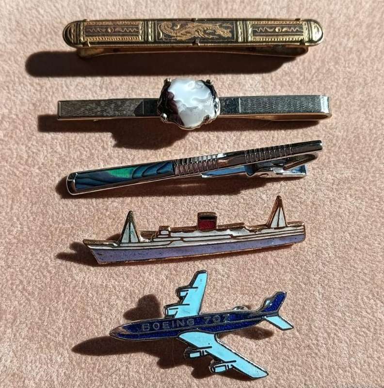 Three Elegant Mens Tie Bars Plus a Boeing 707 and Ocean Liner Enamelled Pin Badges