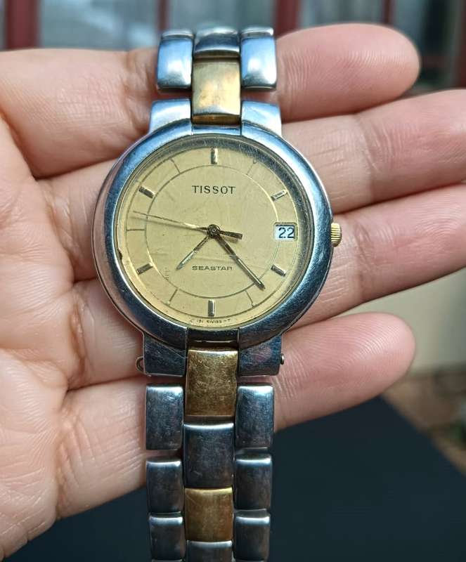 Vintage Tissot Seastar T261 Mens Quartz Watch - Not Tested with Battery - Sold As Is