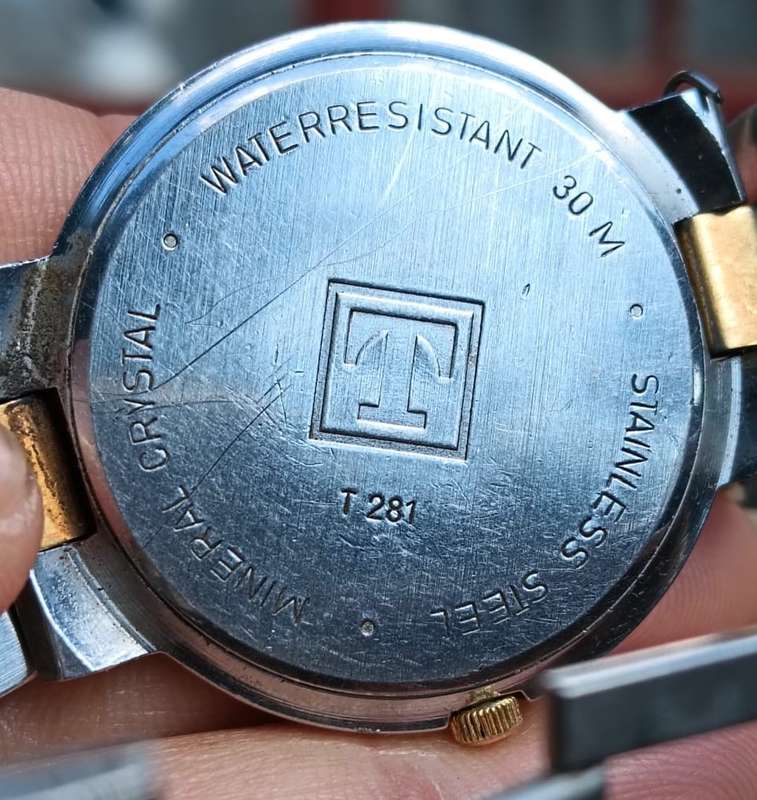 Vintage Tissot Seastar T261 Mens Quartz Watch - Not Tested with Battery - Sold As Is