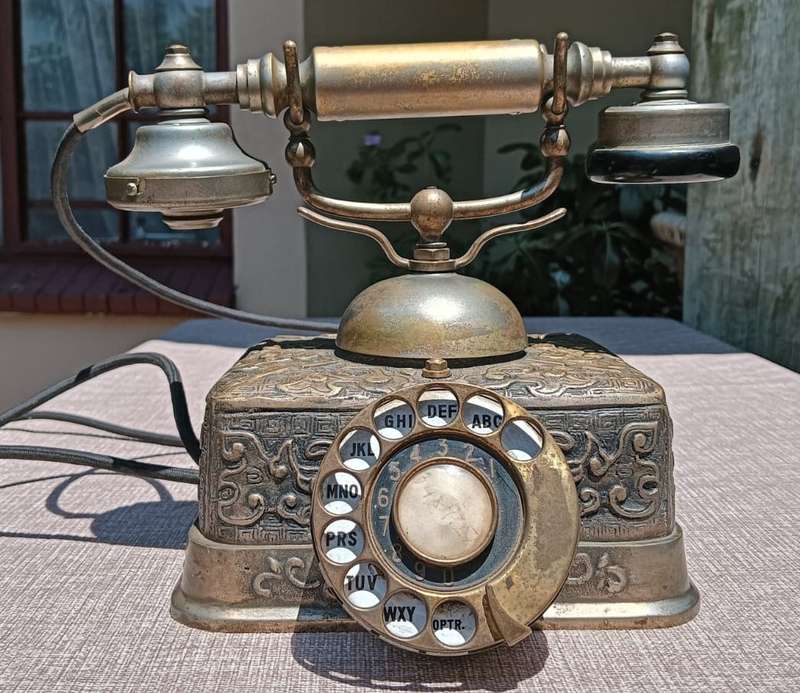 VINTAGE 1960S BRASS ROTARY TELEPHONE MODEL DO-8 MADE IN JAPAN VICTORIAN FRENCH STYLE HEAVY 3.6KG