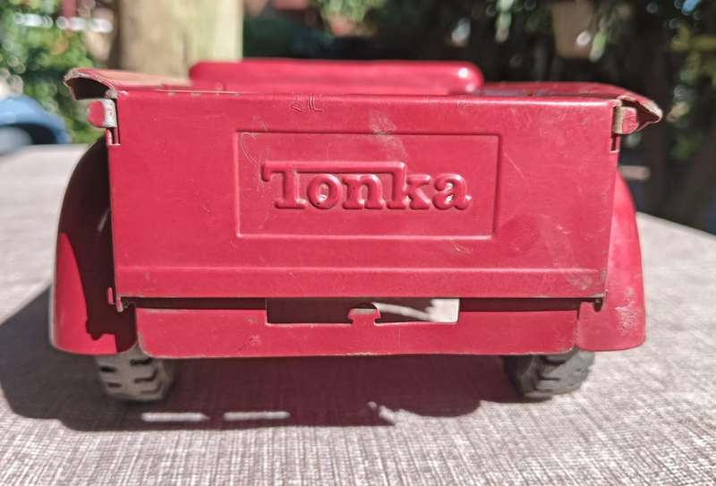 Rare 1960s Tonka Red Stepside Truck Model 302  Top Cabin Missing - Collectable Retro Steel Truck