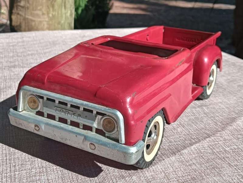 Rare 1960s Tonka Red Stepside Truck Model 302  Top Cabin Missing - Collectable Retro Steel Truck