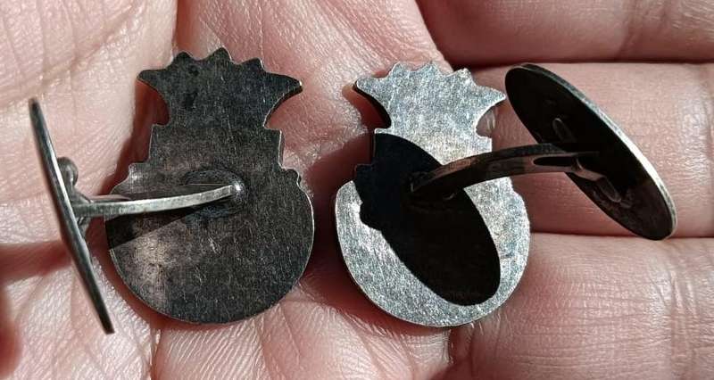 Wassenaar Family Crest Silver Metal Whale Back Cufflinks