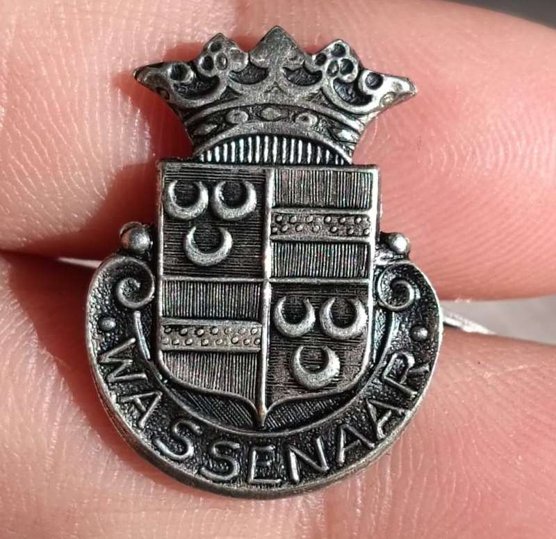 Wassenaar Family Crest Silver Metal Whale Back Cufflinks