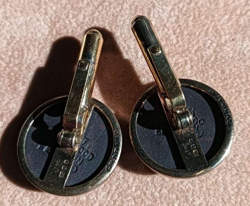Wedgwood Black and White Horse Jasperware Gold Plated Sterling Silver Hallmarked Cufflinks 1950s