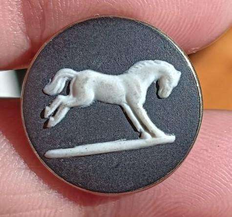 Wedgwood Black and White Horse Jasperware Gold Plated Sterling Silver Hallmarked Cufflinks 1950s