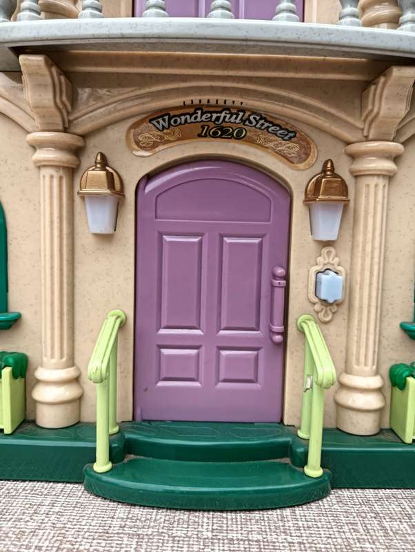 Victorian Style Mansion Fold Out Doll House Wonderful Street 1620 Large 35cm Wide Closed 70cm Wide