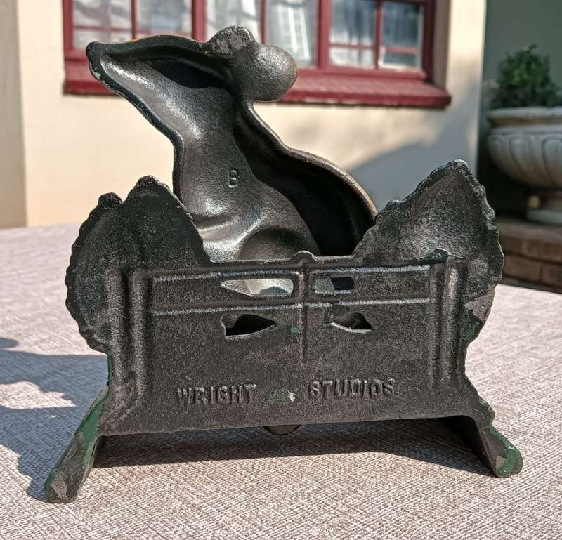 Vintage 1960s Wright Studios USA Mouse Holding Berrie Cast Iron Door Stop / Favourite Book Holder