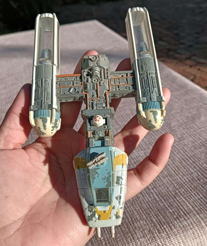Star Wars 1996 Galoob Action Fleet Rebel Y-Wing Starfighter with R2 Unit - 7th of 8 Star Wars