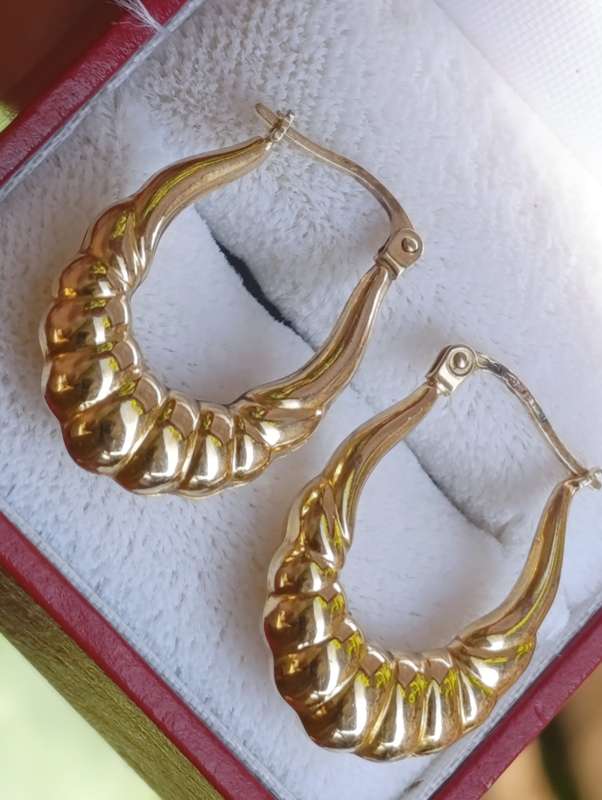 9ct Gold Creole Design Hoop Earrings
