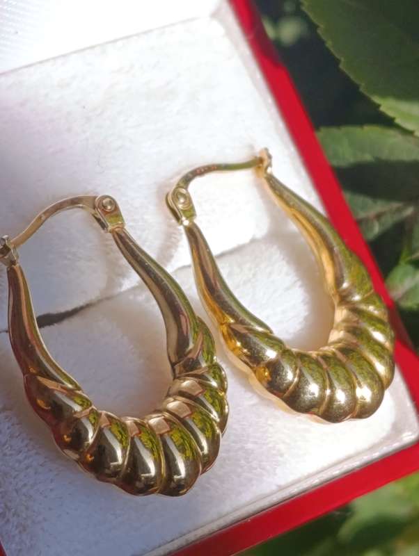 9ct Gold Creole Design Hoop Earrings