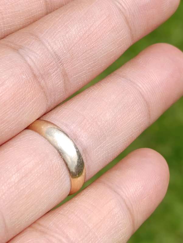 9ct Gold Plain 4MM Band
