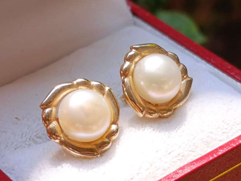 9ct Gold Cultured Pearl Earrings