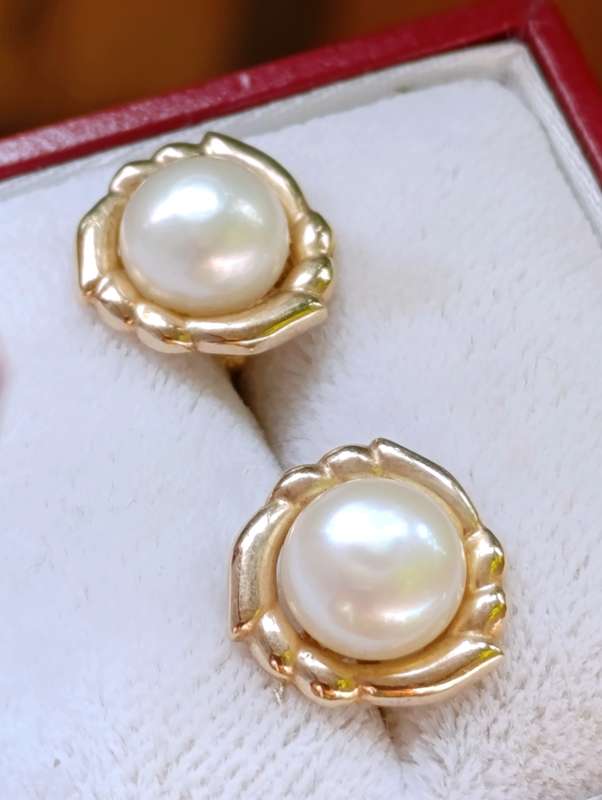 9ct Gold Cultured Pearl Earrings