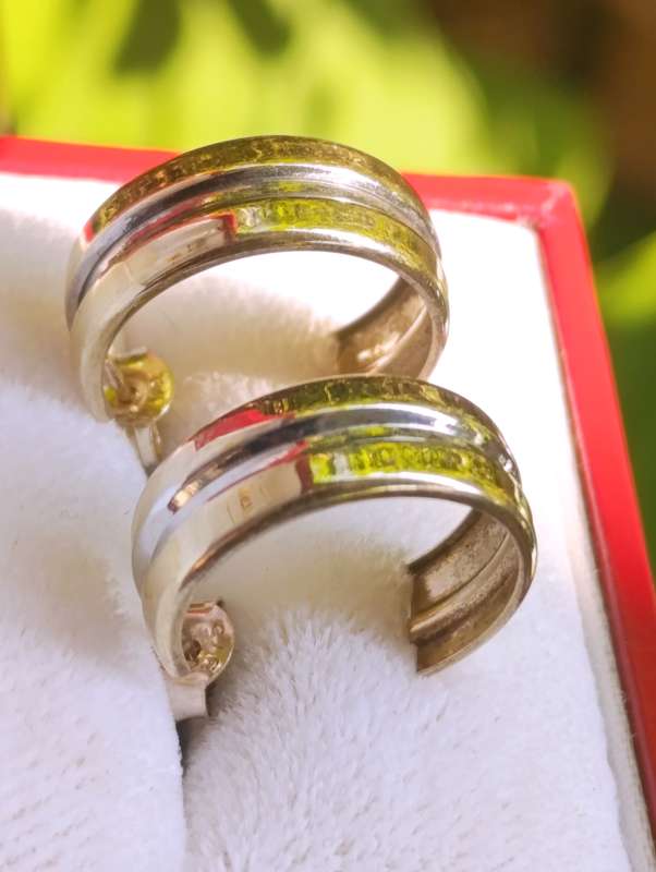 9ct Two Tone 6MM Open Hoop Earrings