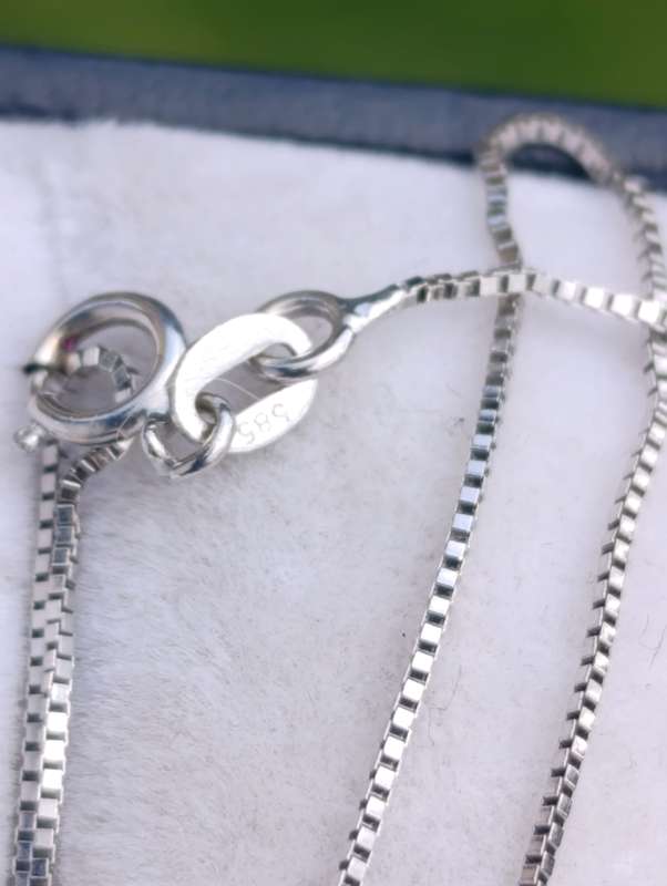 14ct White Gold Box Chain