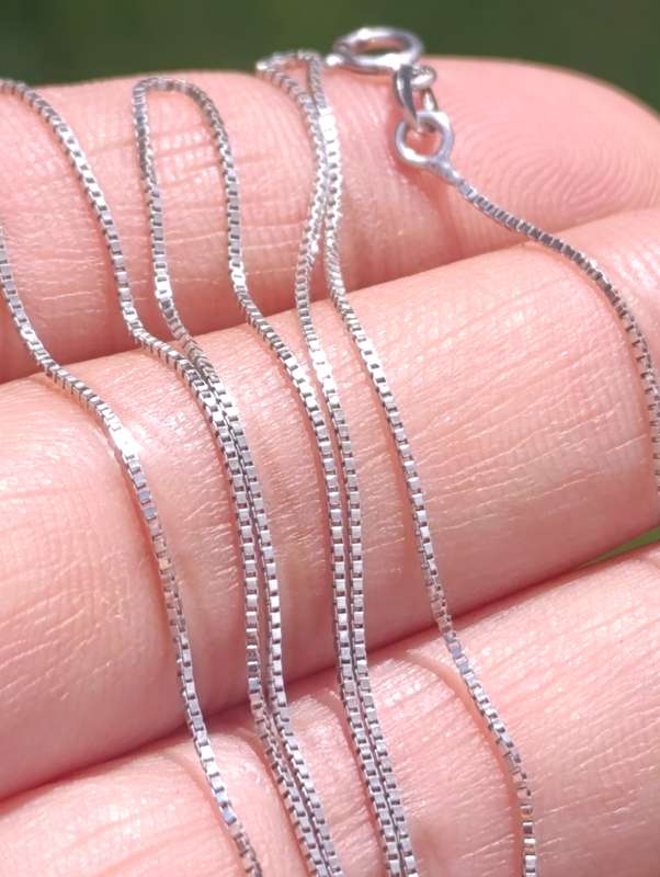 14ct White Gold Box Chain