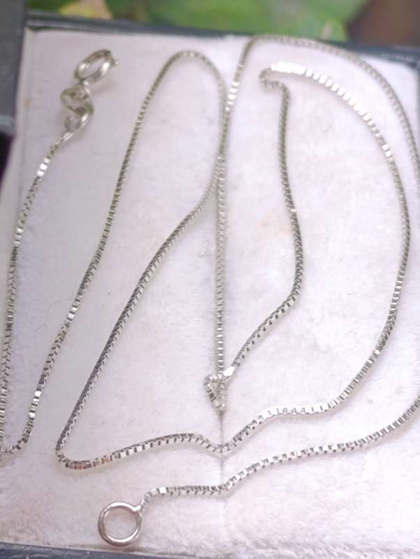 14ct White Gold Box Chain