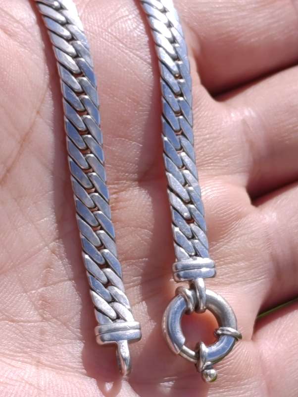 9ct White Gold 5MM Signoretti Clasp Bracelet