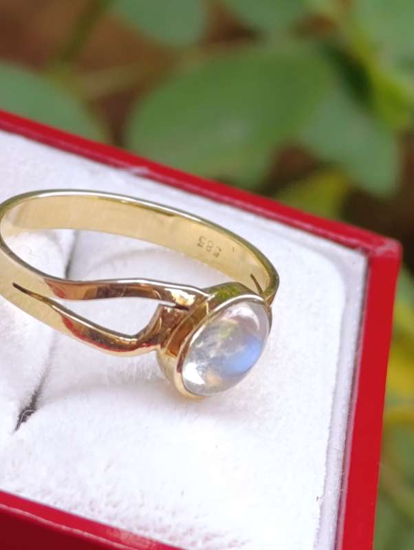 Estate 14ct Gold Moonstone Ring