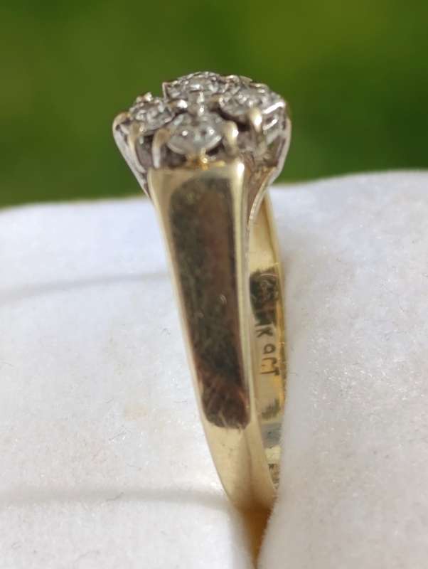 9ct Diamond Vintage Clover Design Ring
