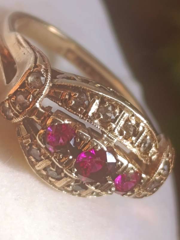 Estate Find Vintage Three Stone Ruby Ring