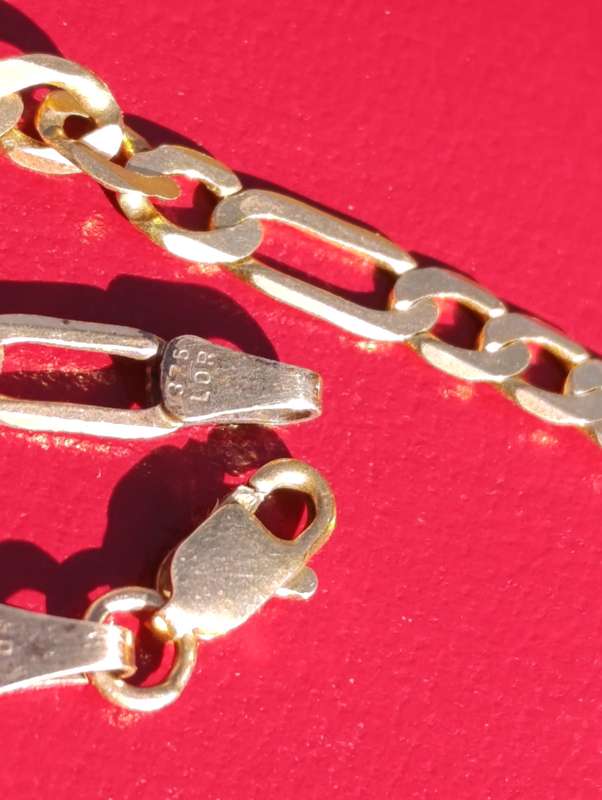 9ct Gold 4MM Vintage Bracelet