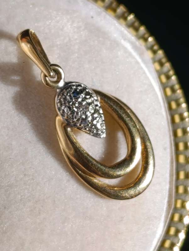 9ct Diamond Double Ring Pendant