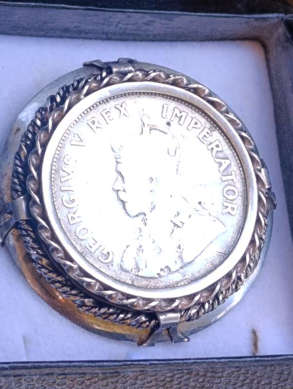Large Vintage Silver Coin Pendant/Brooch