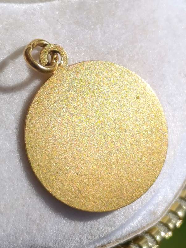9ct Gold Vintage Engraving Pendant