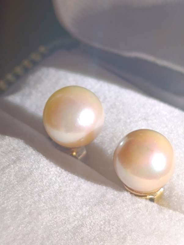 9ct Large Vintage Cultured Pearl Earrings