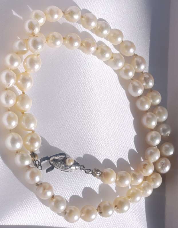 Sterling Cutwork Clasp Pearl Necklace
