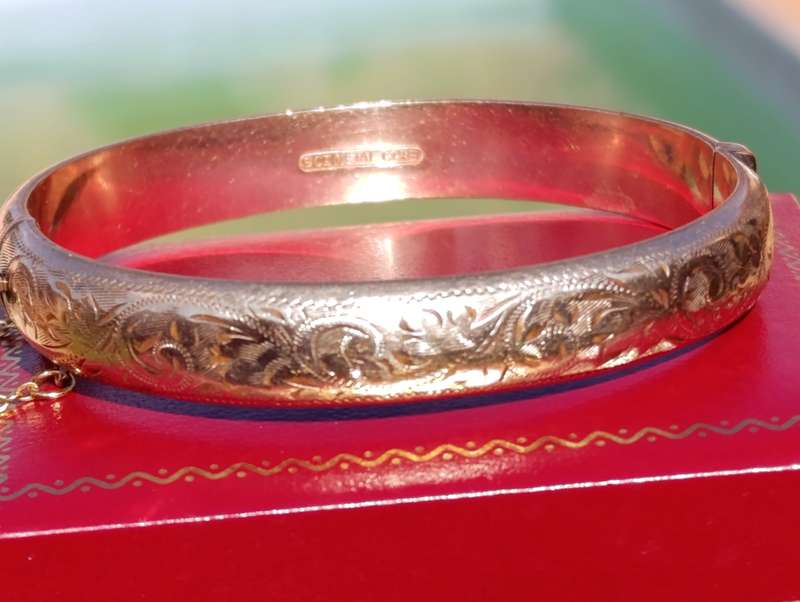 9ct Metal Core Floral 1CM Vintage Bangle