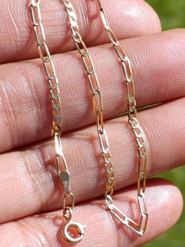 9ct Gold 2MM Fine Bracelet
