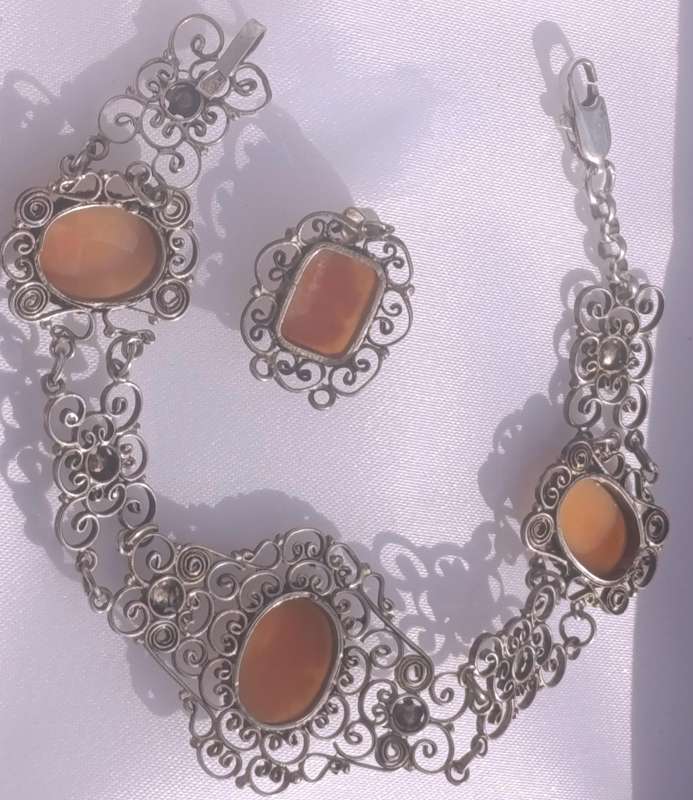 Genuine 800 Silver Cameo Bracelet Set
