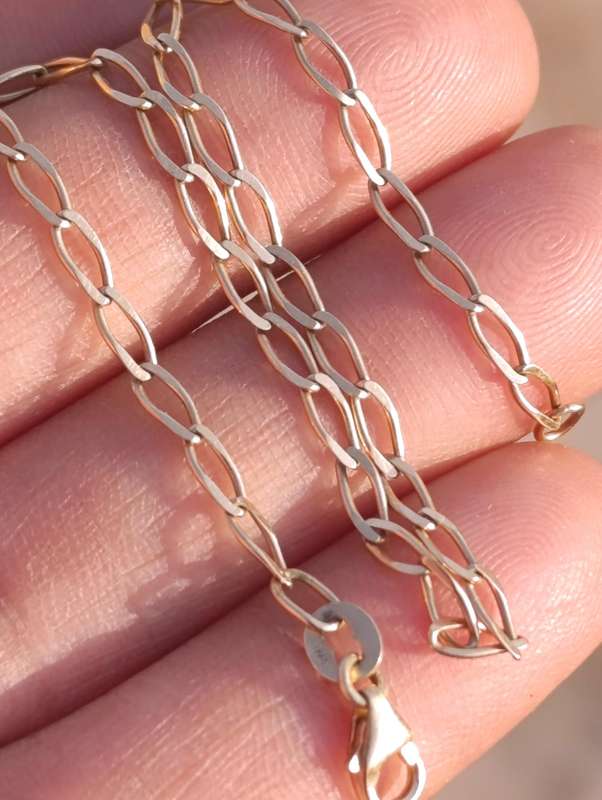 9ct Gold 2MM Curved Link Bracelet