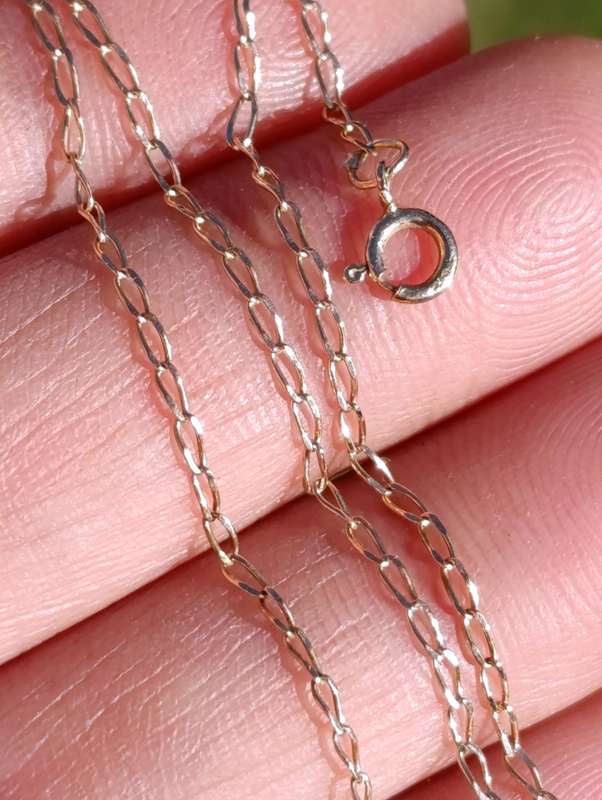 9ct Gold Fine Curved Link Bracelet