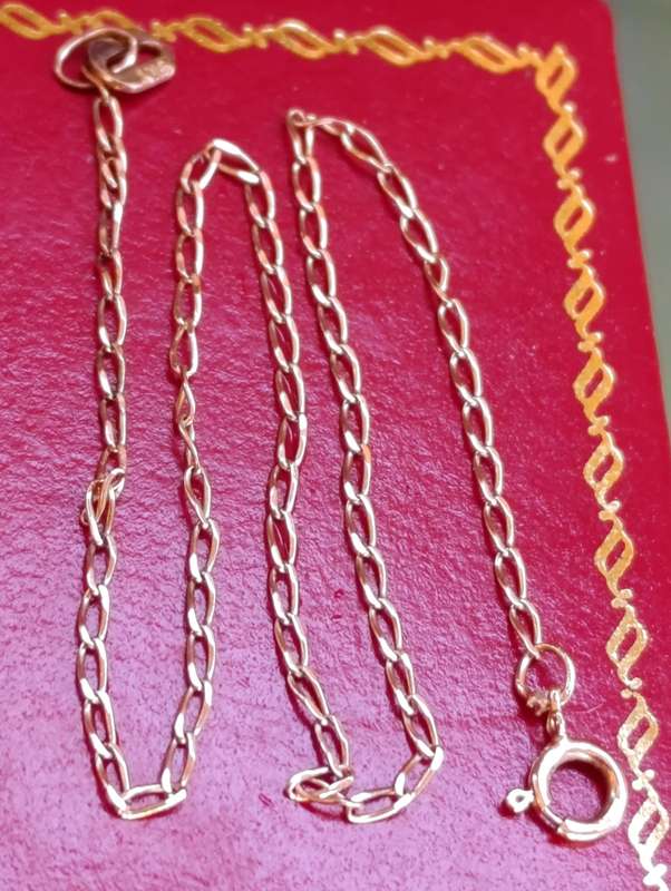 9ct Gold Fine Curved Link Bracelet