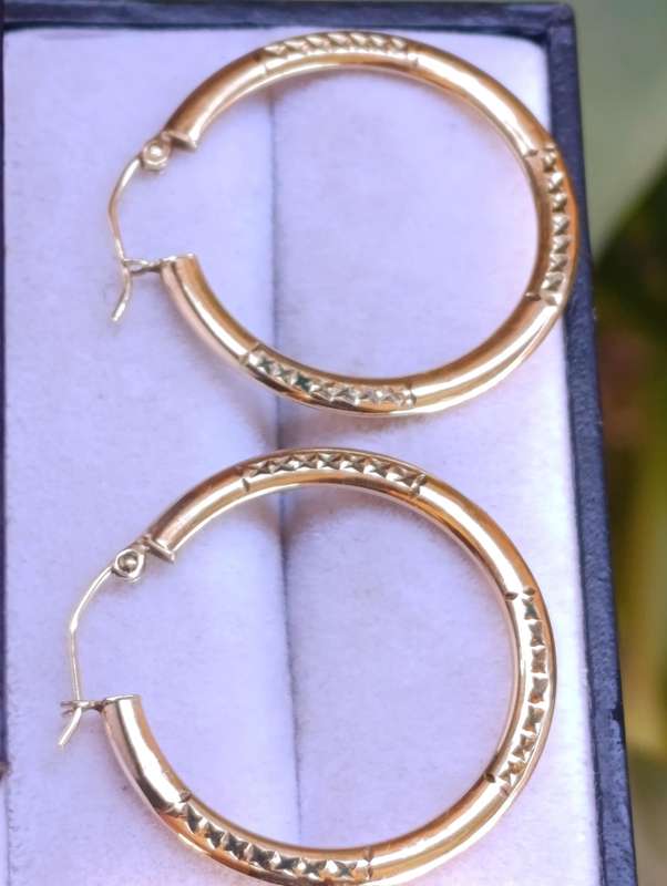 9ct Gold Cutwork Large Hoop Earrings