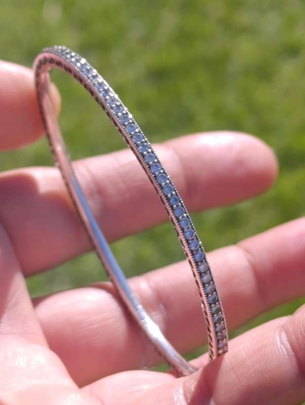 Pandora Original Studded Heart Bangle