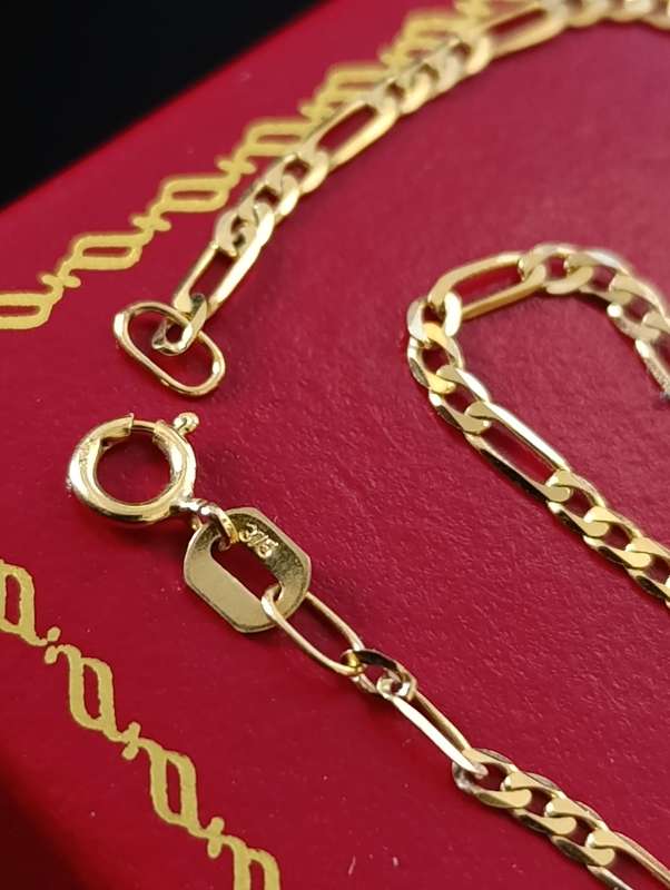 9ct Gold 2MM Hand Chain