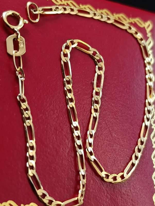 9ct Gold 2MM Hand Chain