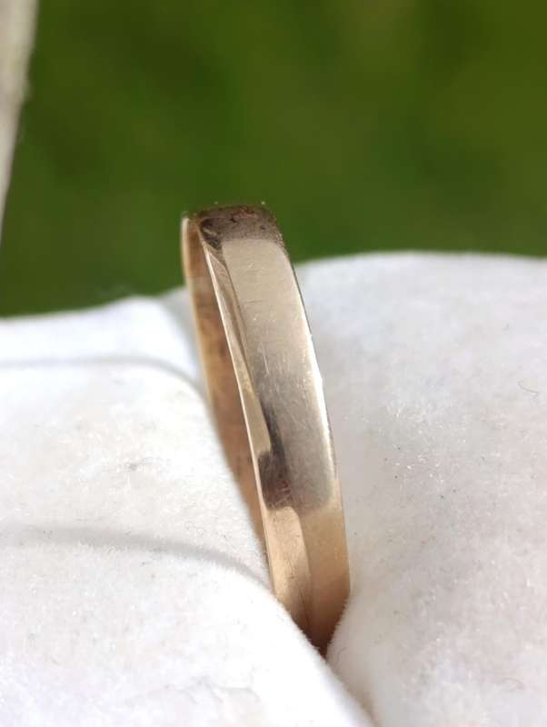 9ct Gold Vintage 3MM Plain Band