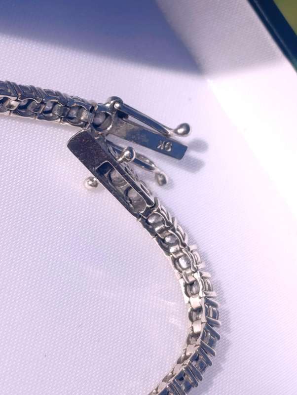 9ct White Gold 3MM Stone Bracelet
